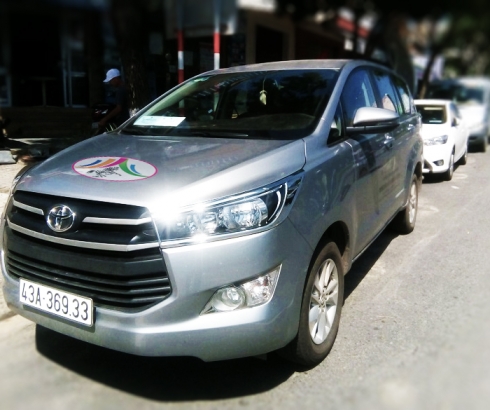 Xe Toyota Innova 7 chỗ